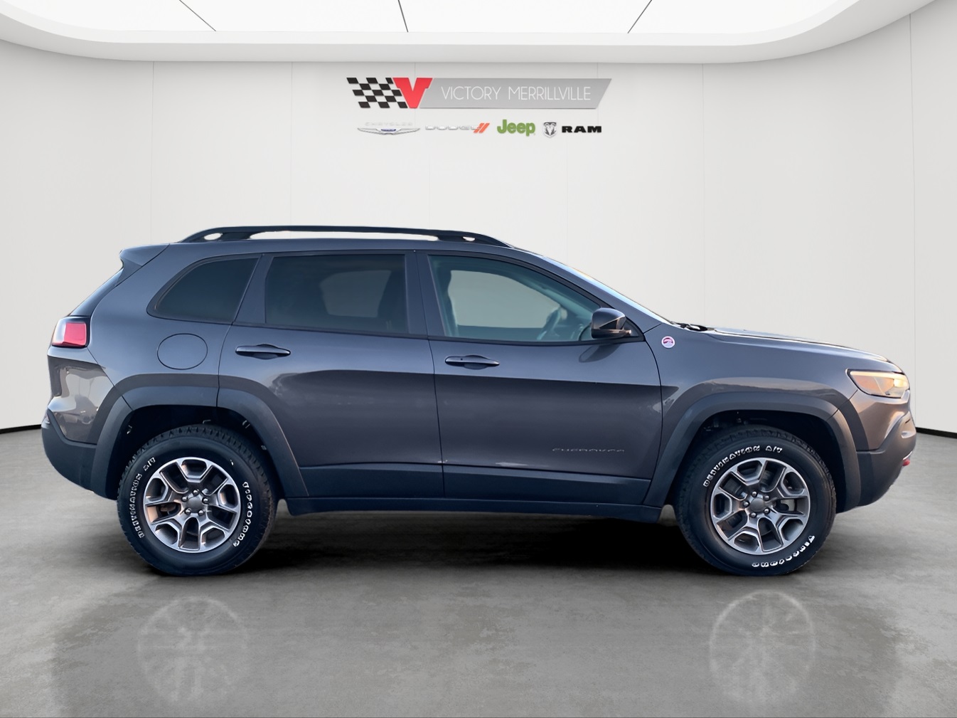 2022 Jeep Cherokee Trailhawk photo 7
