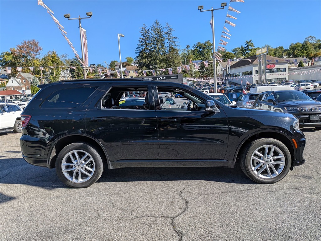 2022 Dodge Durango GT Plus photo 2