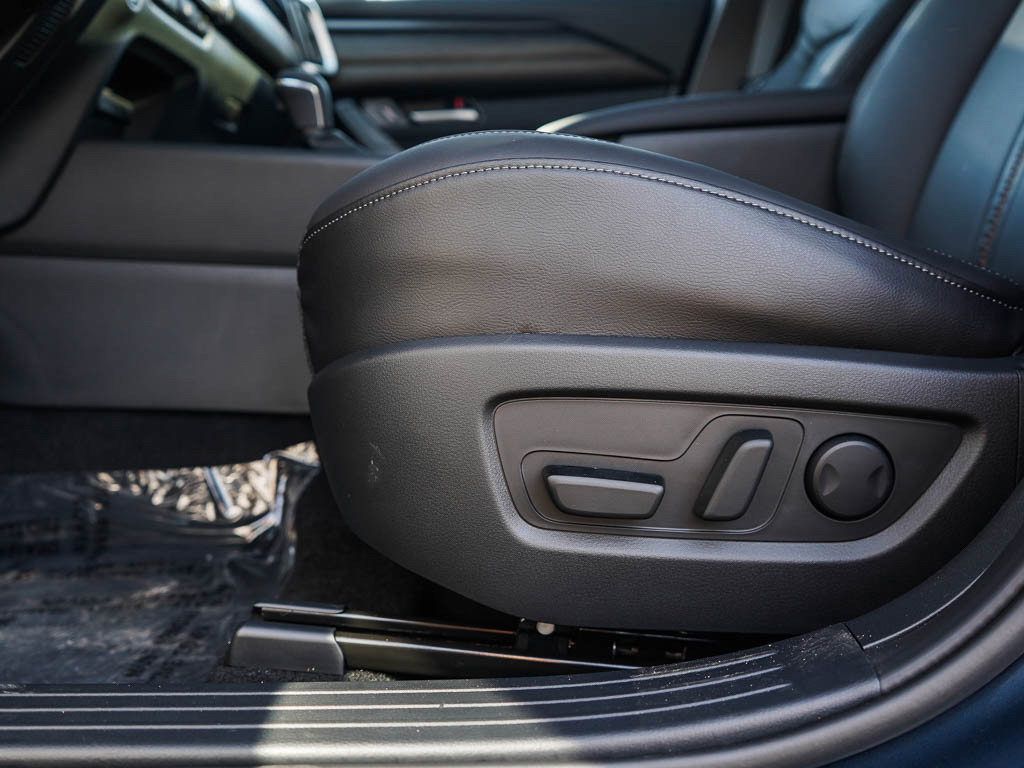 2025 Mazda CX-50 Premium photo 17