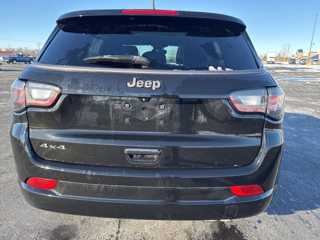 2022 Jeep Compass High Altitude photo 3