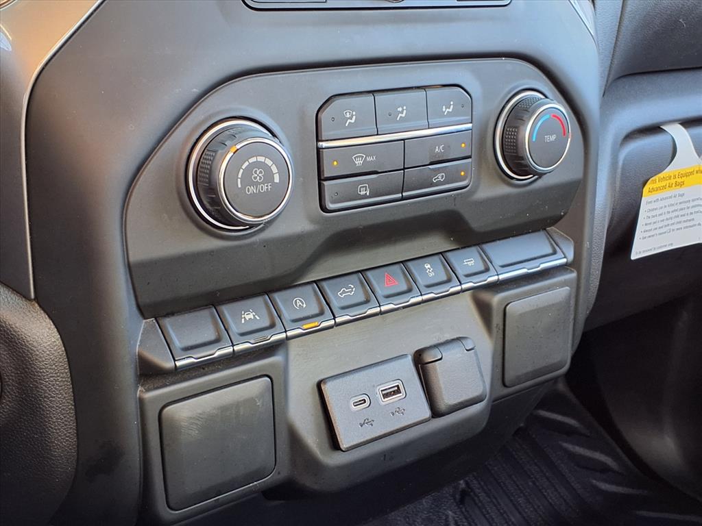 2024 Chevrolet Silverado 1500 photo 16