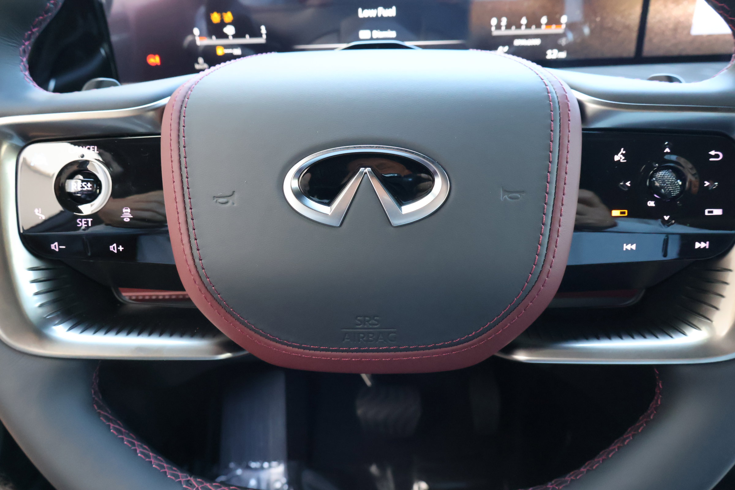 2026 Infiniti QX80 photo 23