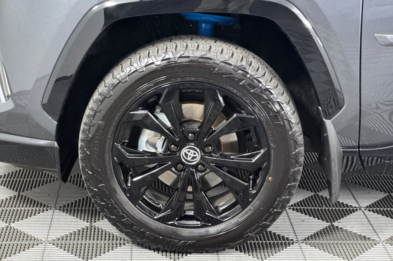 2024 Toyota RAV4 Hybrid XSE photo 26