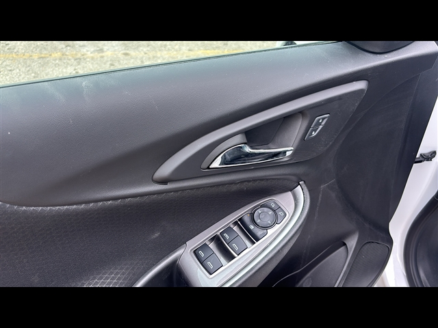 2025 Chevrolet Malibu 1LT photo 6