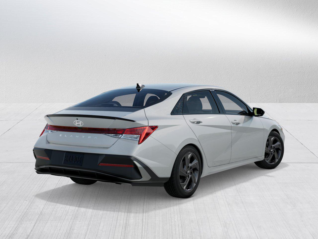 2026 Hyundai Elantra SEL Sport photo 4