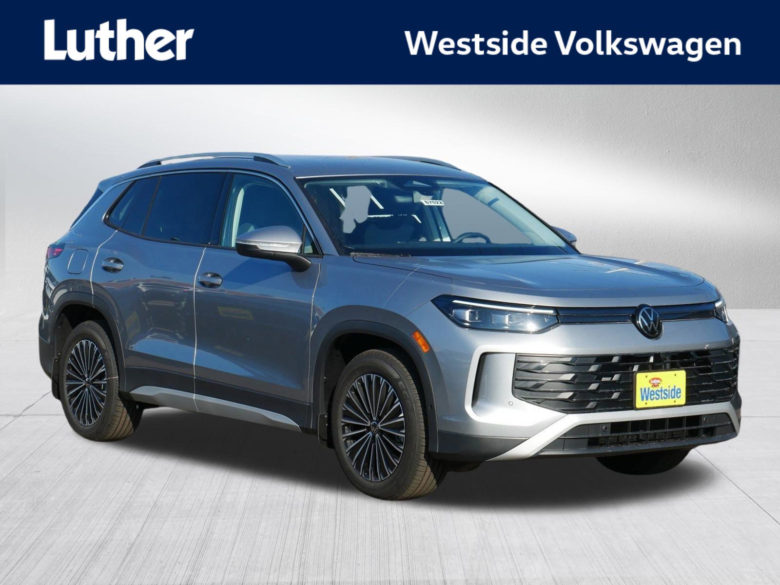 2026 Volkswagen Tiguan S's photo