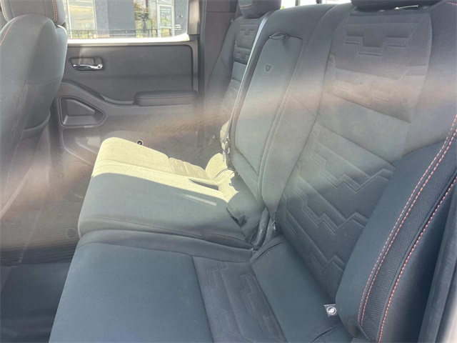 2022 Nissan Frontier PRO-4X photo 19