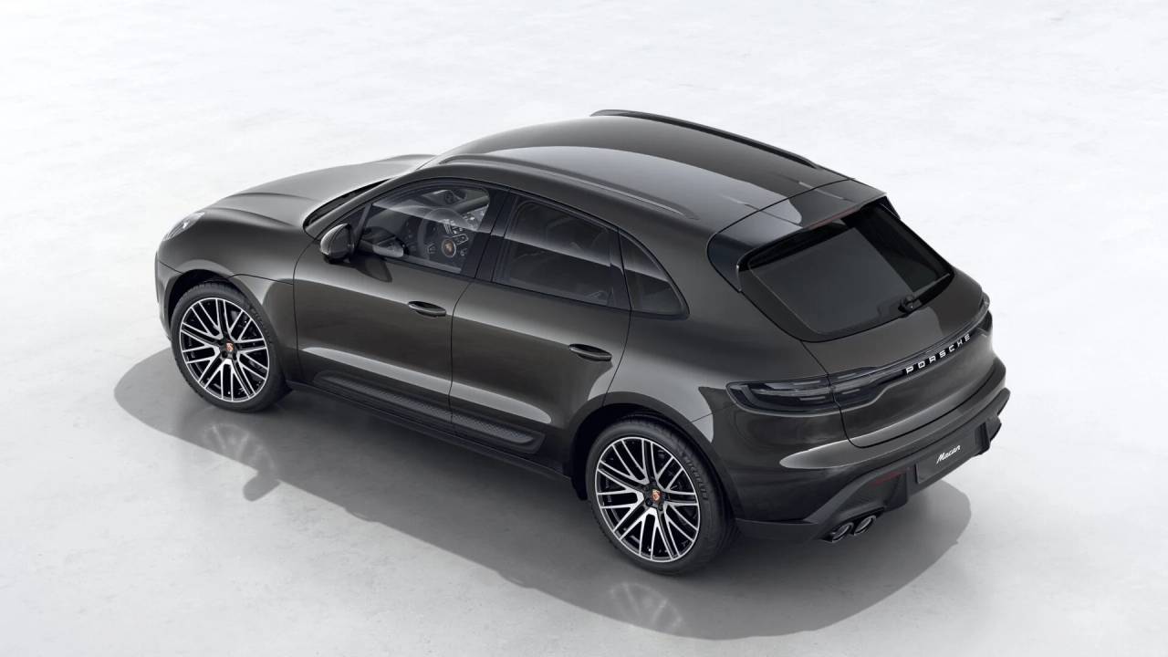 2026 Porsche Macan T photo 4