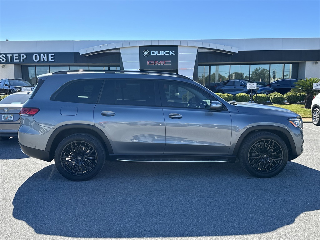 2020 Mercedes Benz GLS 450 4MATIC photo 4