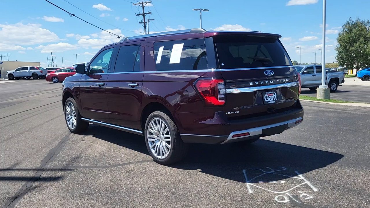 2024 Ford Expedition MAX Limited photo 3