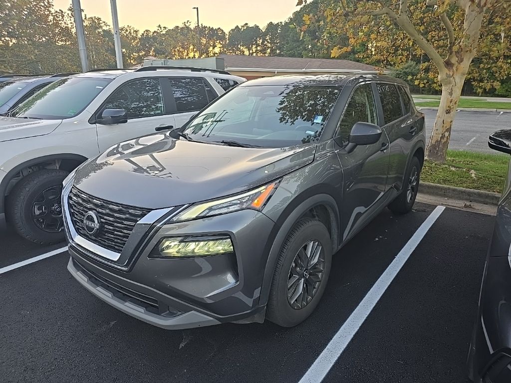 2023 Nissan Rogue S photo 2