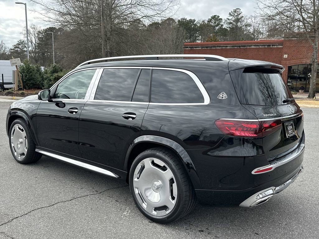 2025 Mercedes Benz GLS Maybach 600 4MATIC photo 6