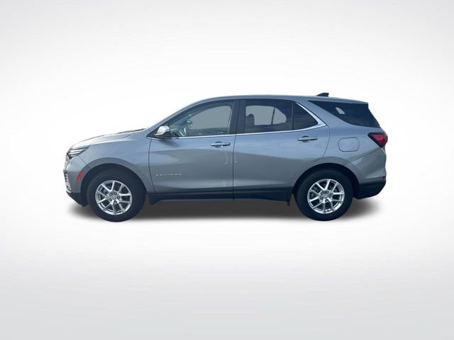 2024 Chevrolet Equinox LT photo 2