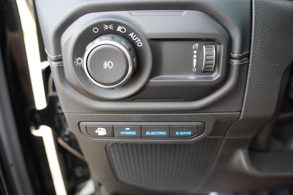 2024 Jeep Wrangler Rubicon 4xe photo 23