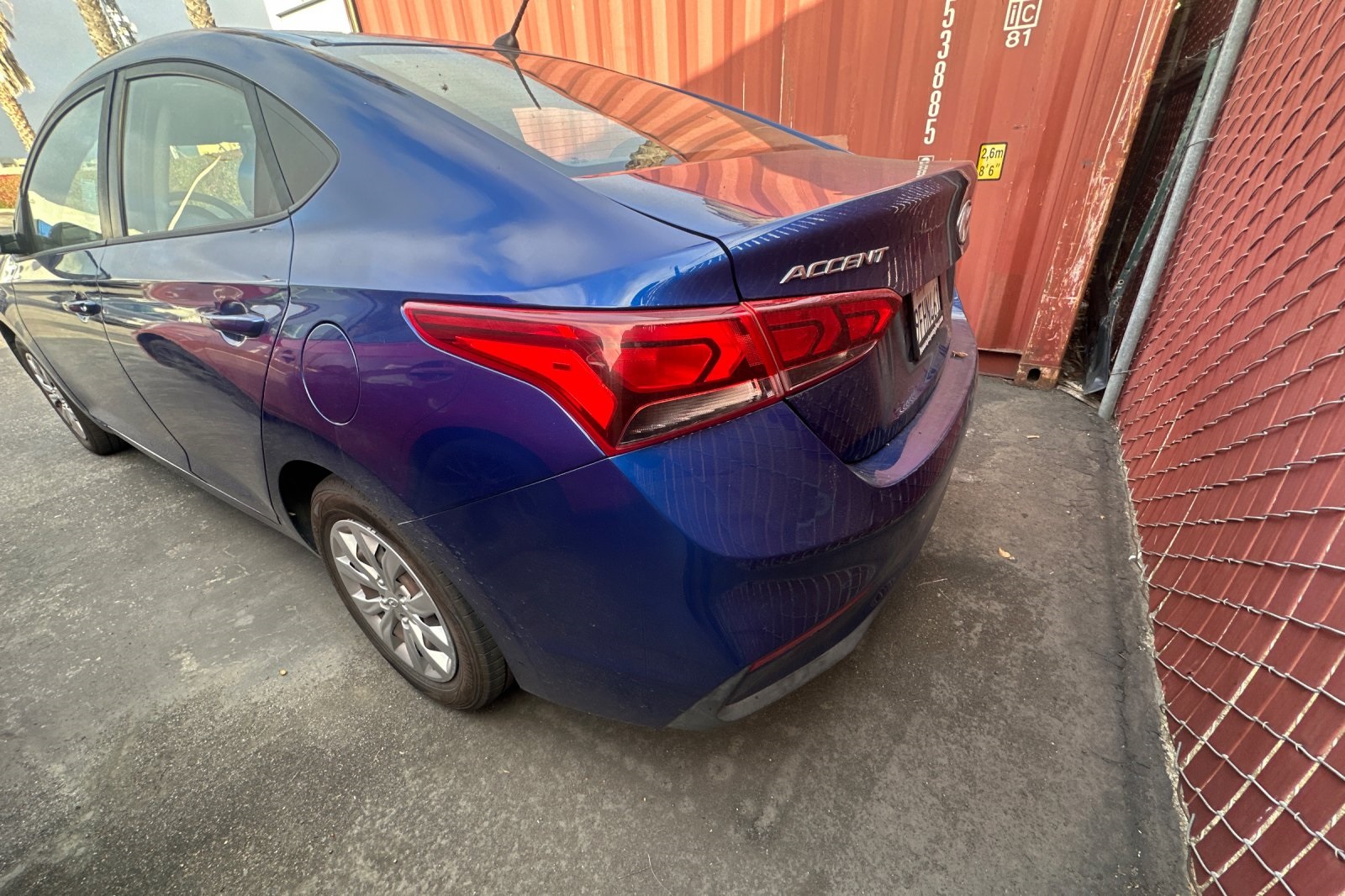 2018 Hyundai Accent SE photo 2