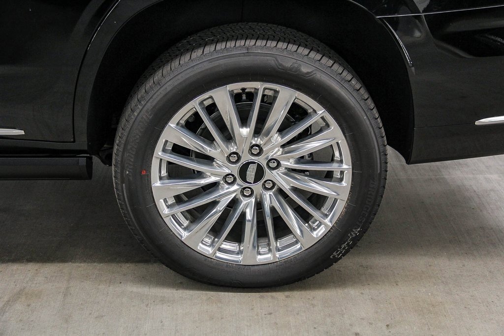 2026 Cadillac Escalade Luxury photo 6