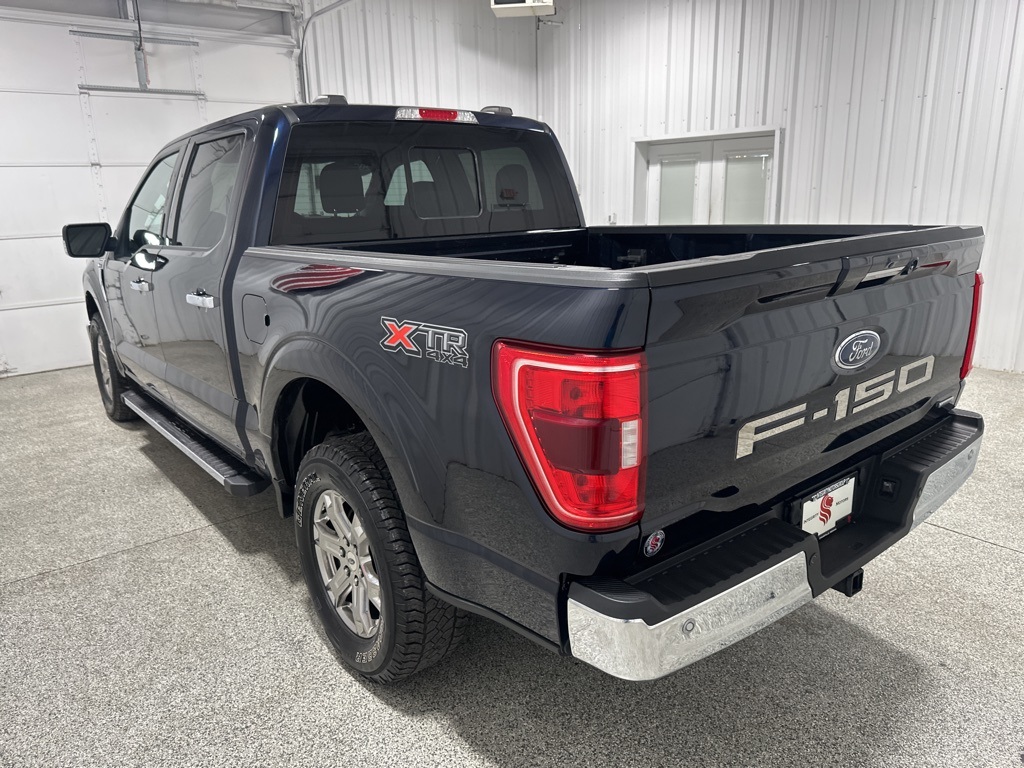 2021 Ford F-150 XLT photo 8