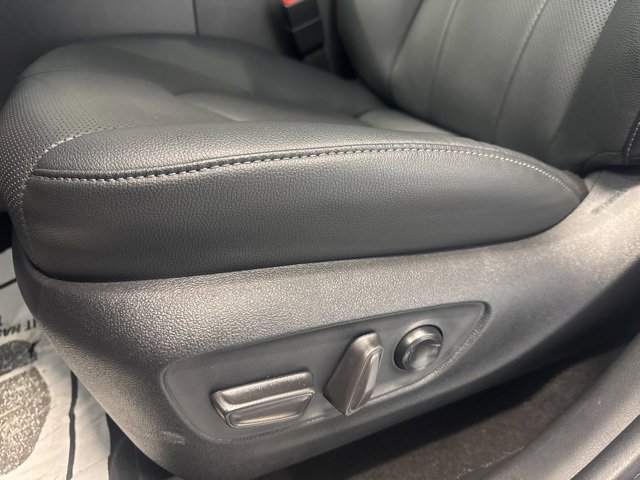 2024 Toyota Grand Highlander Platinum photo 10