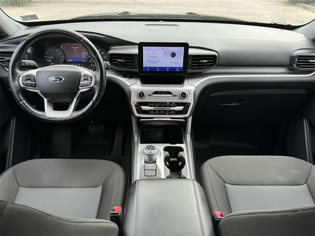 2022 Ford Explorer XLT photo 2