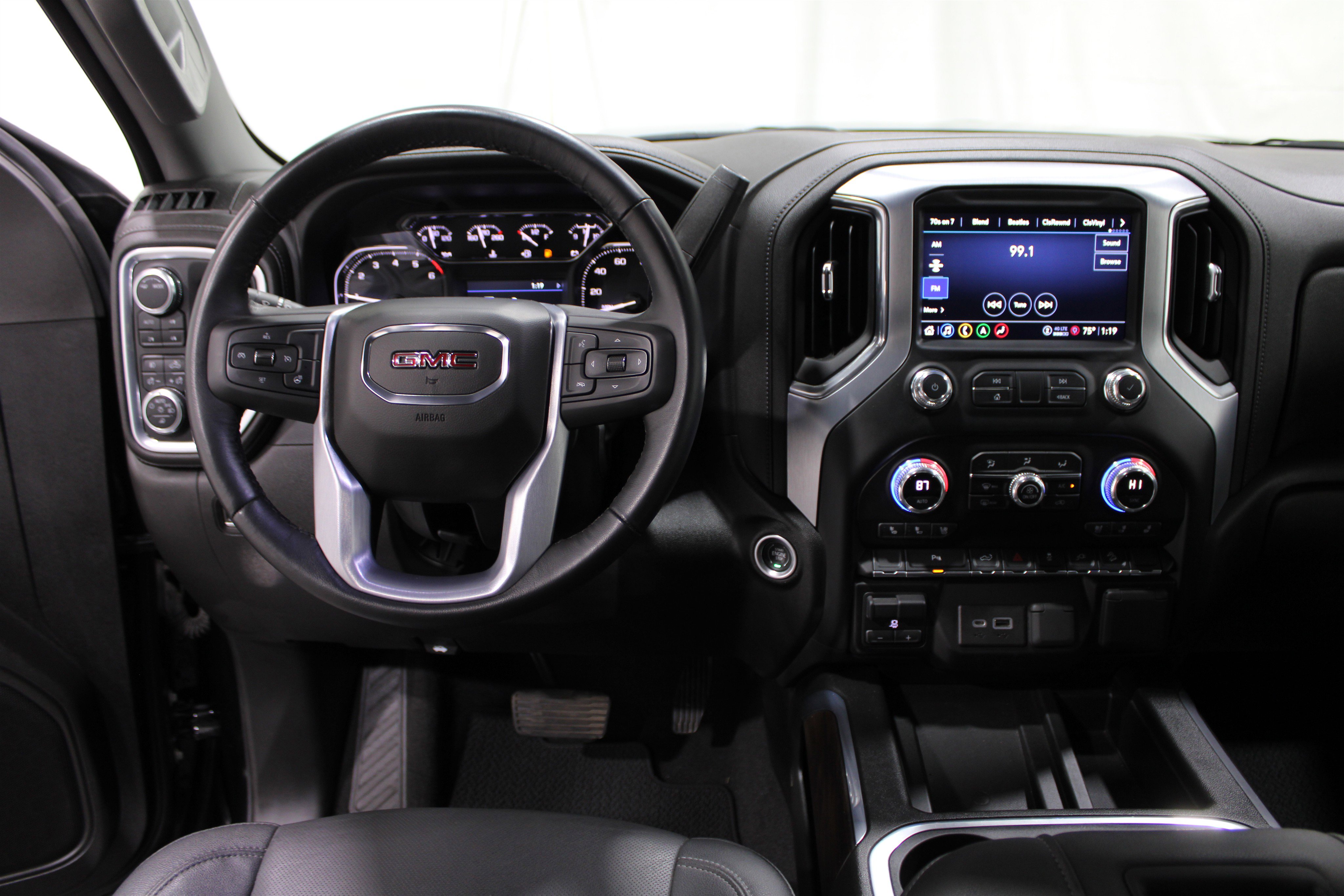 2022 Gmc Sierra 2500 HD SLT photo 2