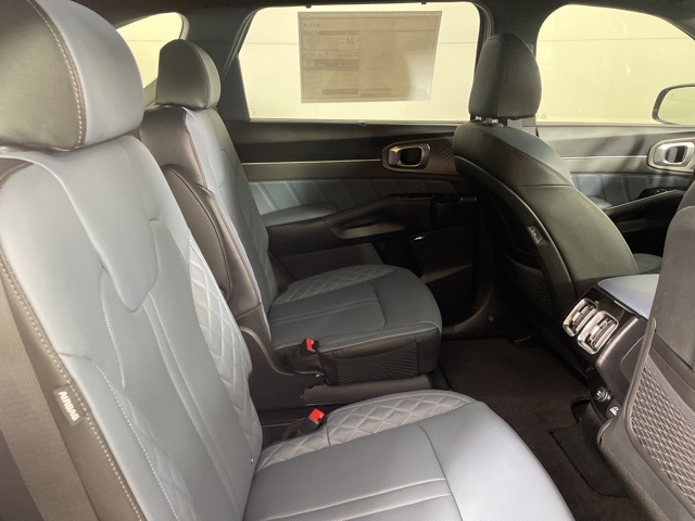 2025 Kia Sorento Hybrid SX Prestige photo 12