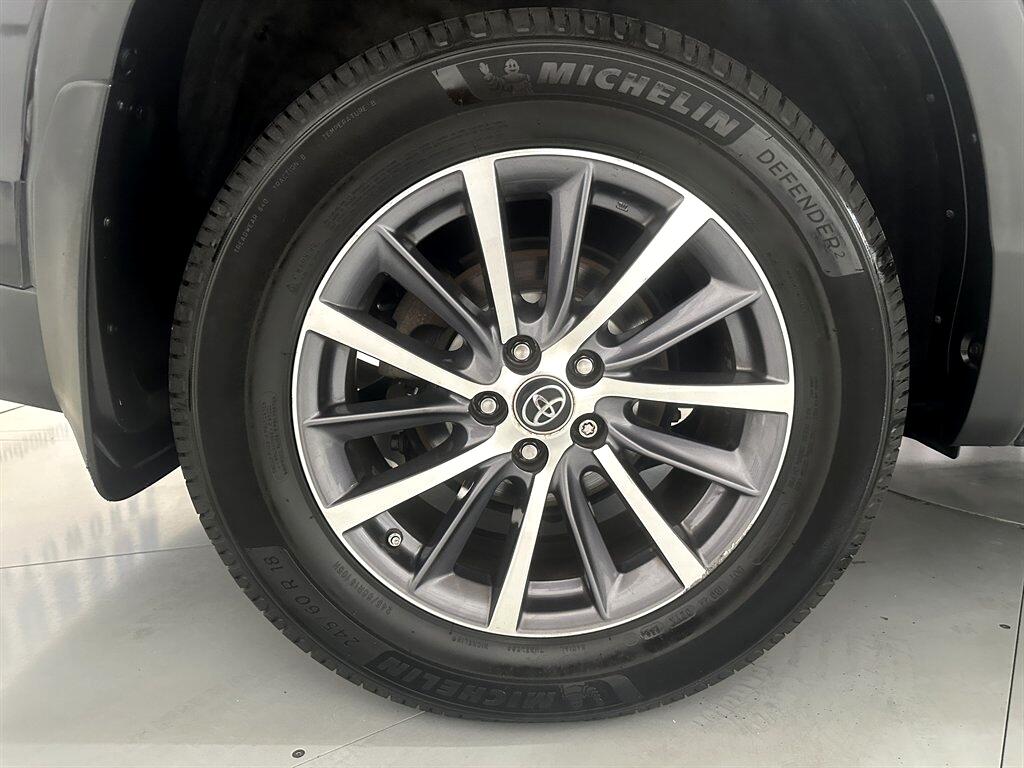2018 Toyota Highlander XLE photo 38