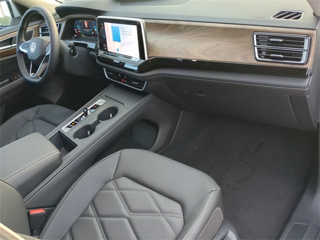 2026 Volkswagen Atlas SE photo 11