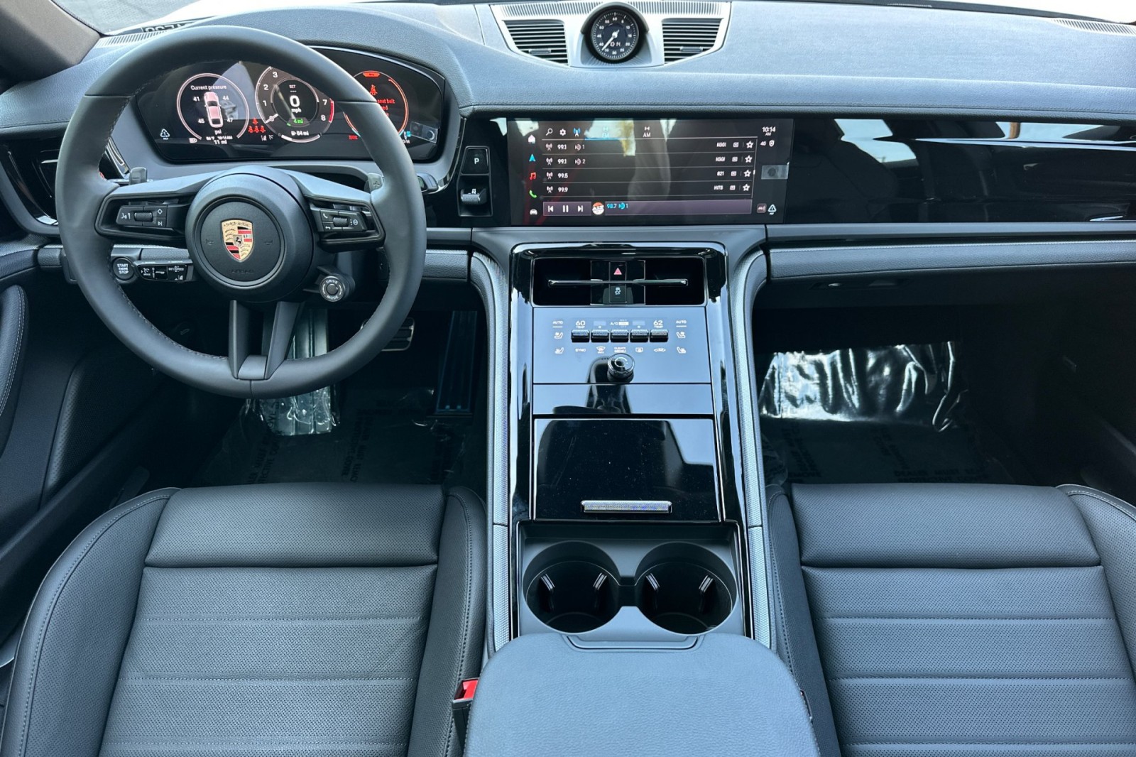 2026 Porsche Panamera 4 E-Hybrid photo 7