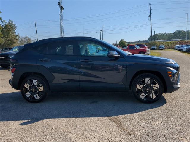 2024 Hyundai Kona SEL photo 2