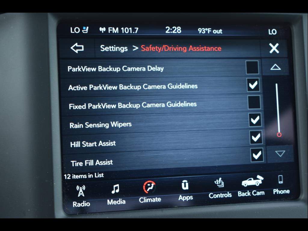 2021 Ram 1500 Laramie photo 12