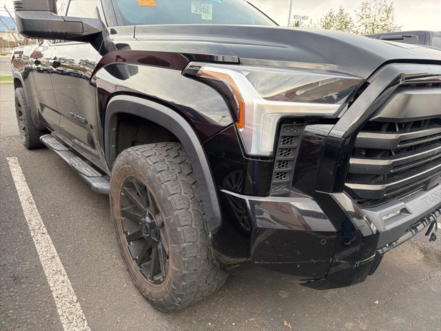 2022 Toyota Tundra SR5's photo