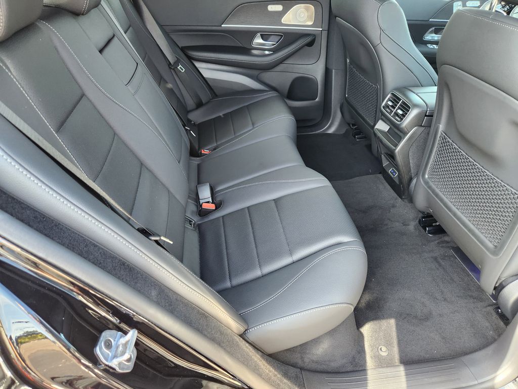 2026 Mercedes Benz GLE 450 4MATIC photo 11