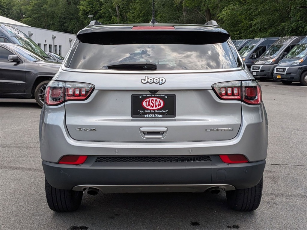 2023 Jeep Compass Limited photo 4