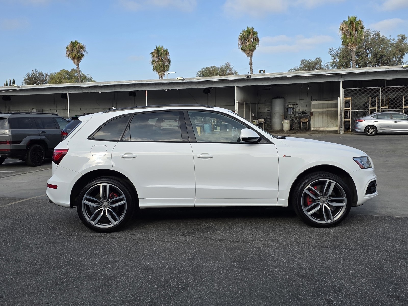 2016 Audi SQ5 Premium Plus photo 10