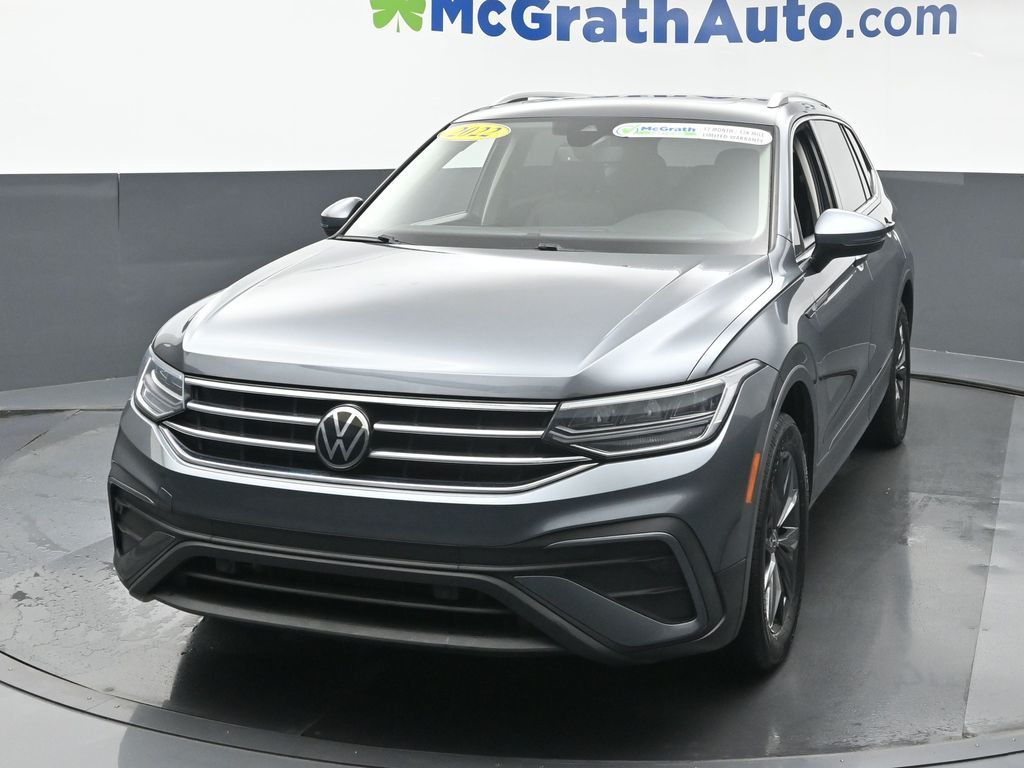 2022 Volkswagen Tiguan SE photo 3
