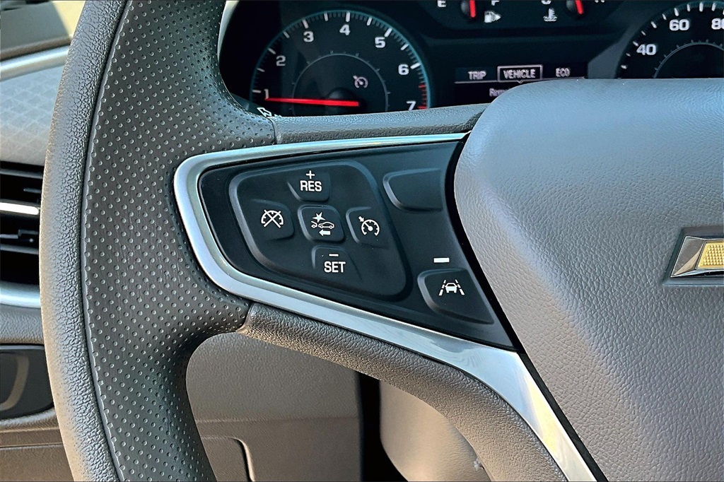 2022 Chevrolet Malibu LS photo 18