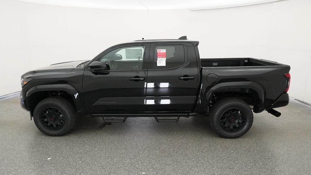 2025 Toyota Tacoma SR5 Double Cab photo 9