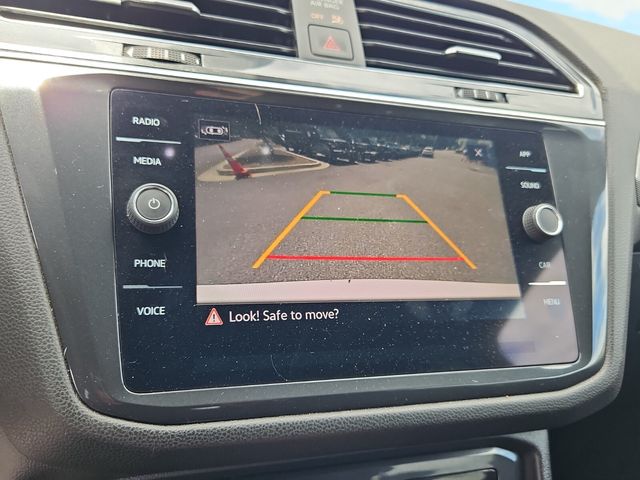 2022 Volkswagen Tiguan SE R-Line Black photo 9