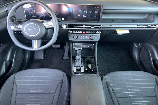 2025 Hyundai Santa Cruz SE photo 12