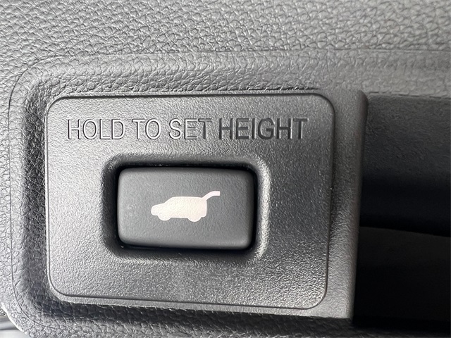 2025 Acura RDX Base photo 31