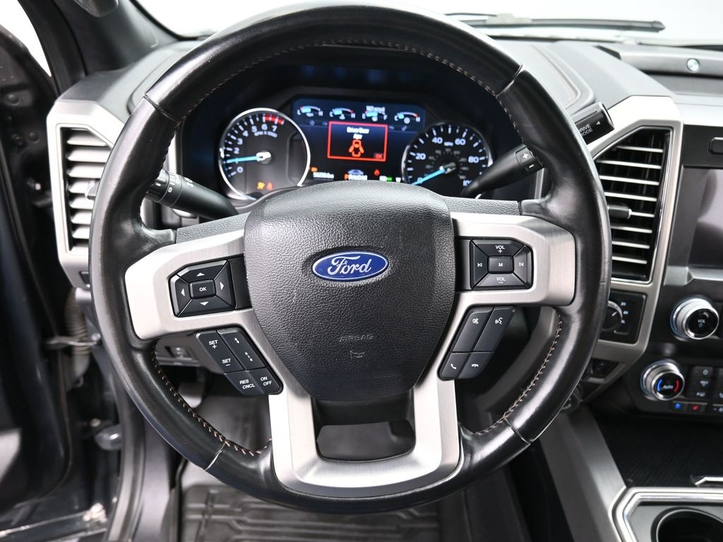 2021 Ford F-350 photo 14