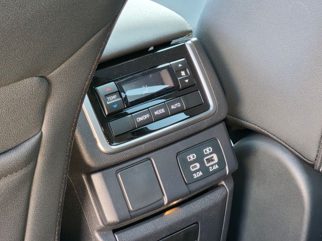 2025 Subaru Ascent Onyx Edition photo 21