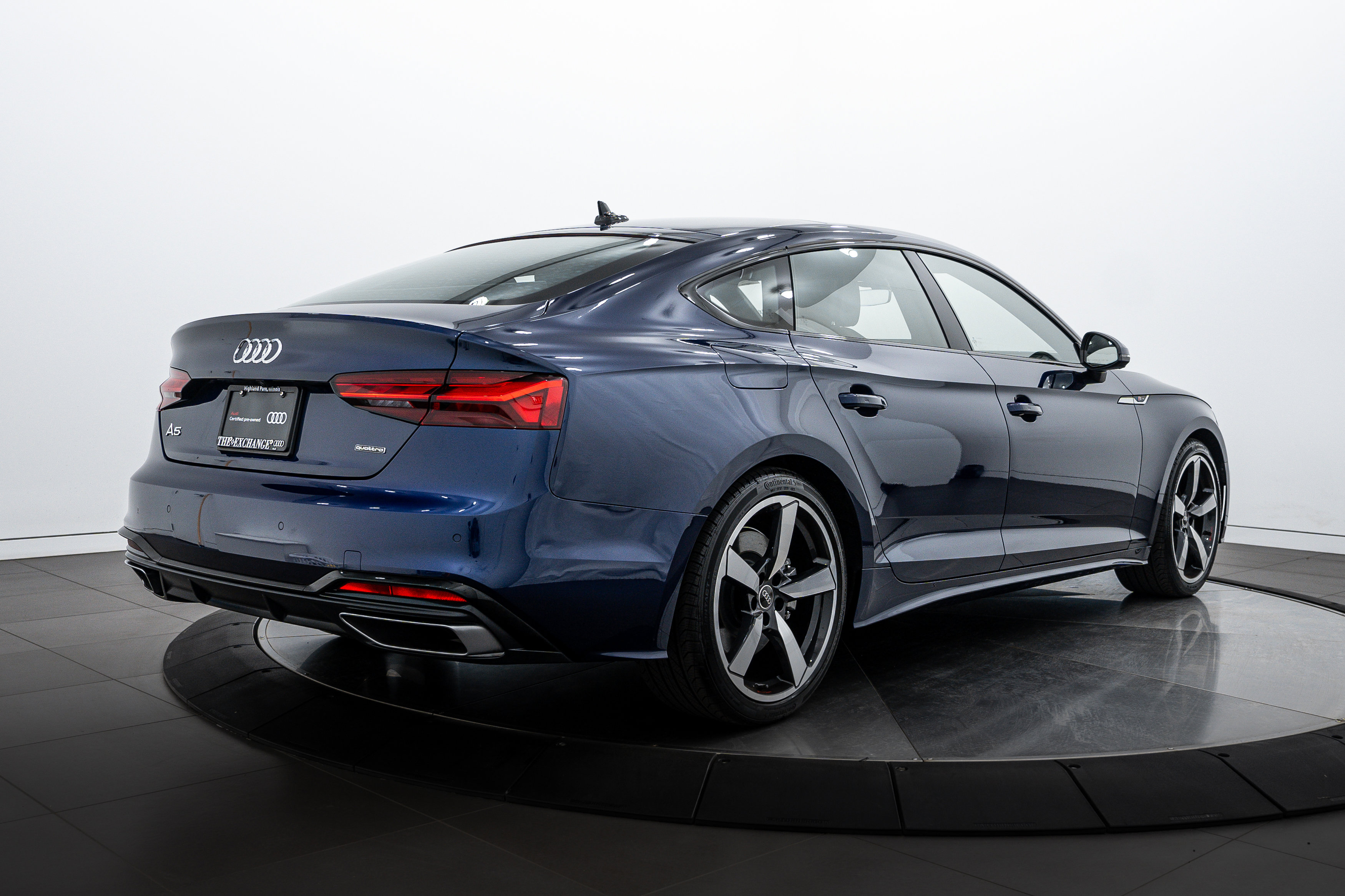 2025 Audi A5 S line Quattro Premium Plus photo 4