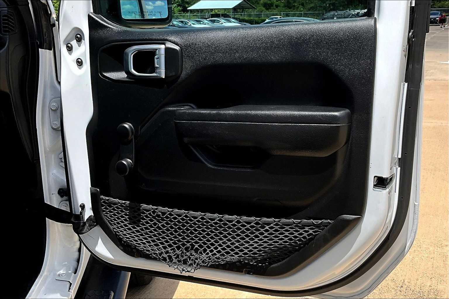 2022 Jeep Wrangler Sport photo 20