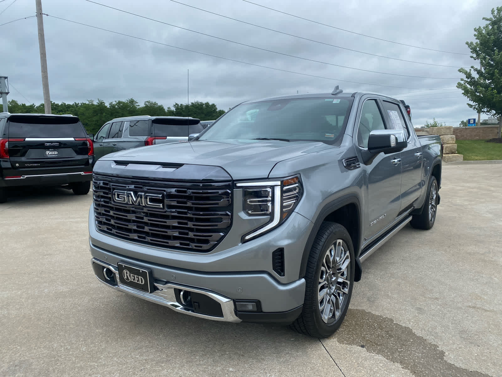 Used 2024 GMC Sierra 1500 Denali Denali Ultimate with VIN 1GTUUHEL1RZ142311 for sale in Kansas City