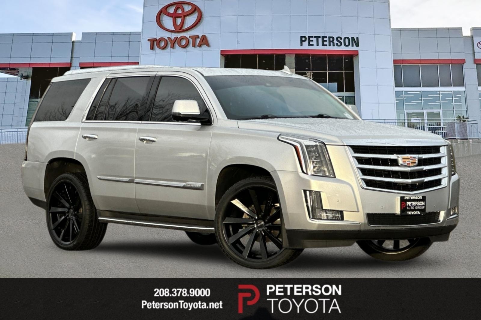 2016 Cadillac Escalade Luxury's photo