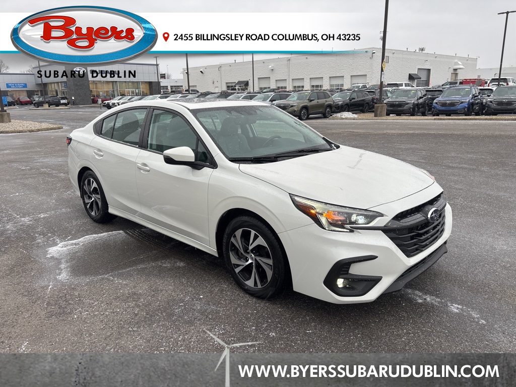 2023 Subaru Legacy Premium's photo