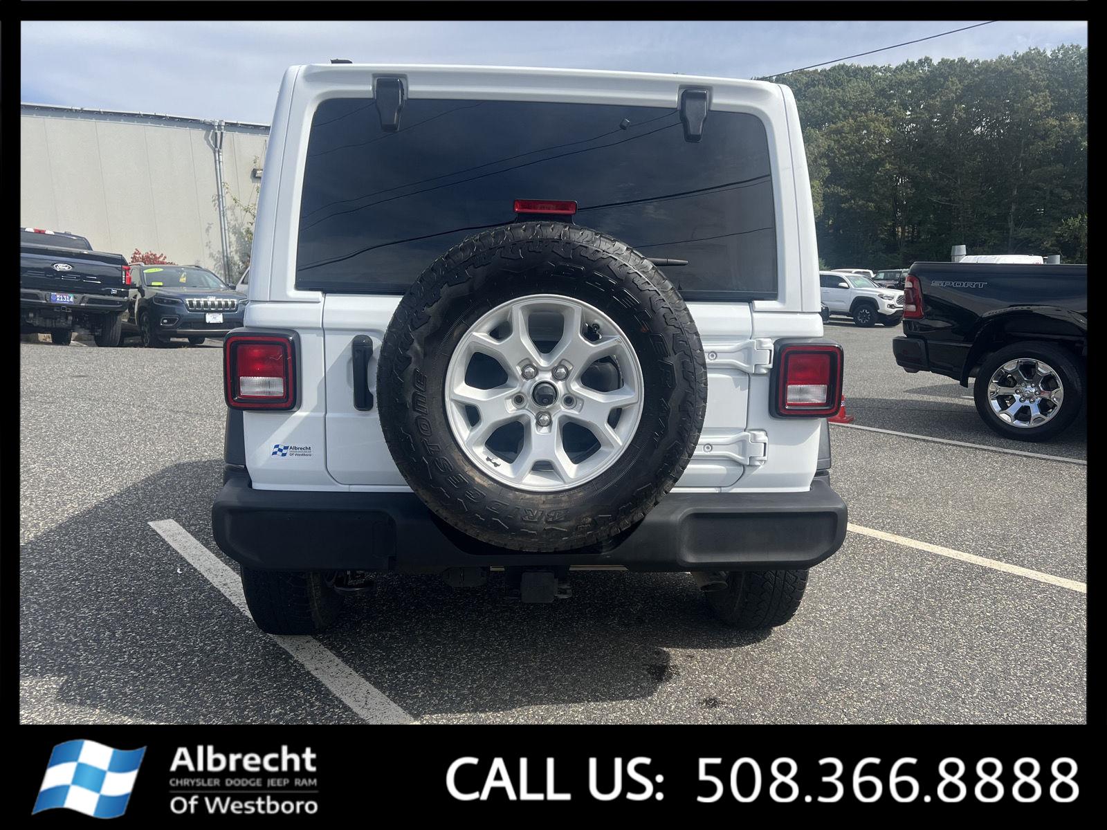 2021 Jeep Wrangler Unlimited Islander photo 4