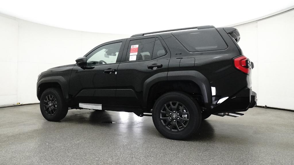 2025 Toyota 4Runner SR5 photo 12