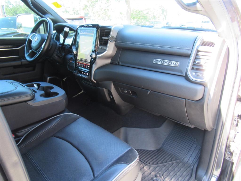 2021 Ram 3500 Laramie photo 13